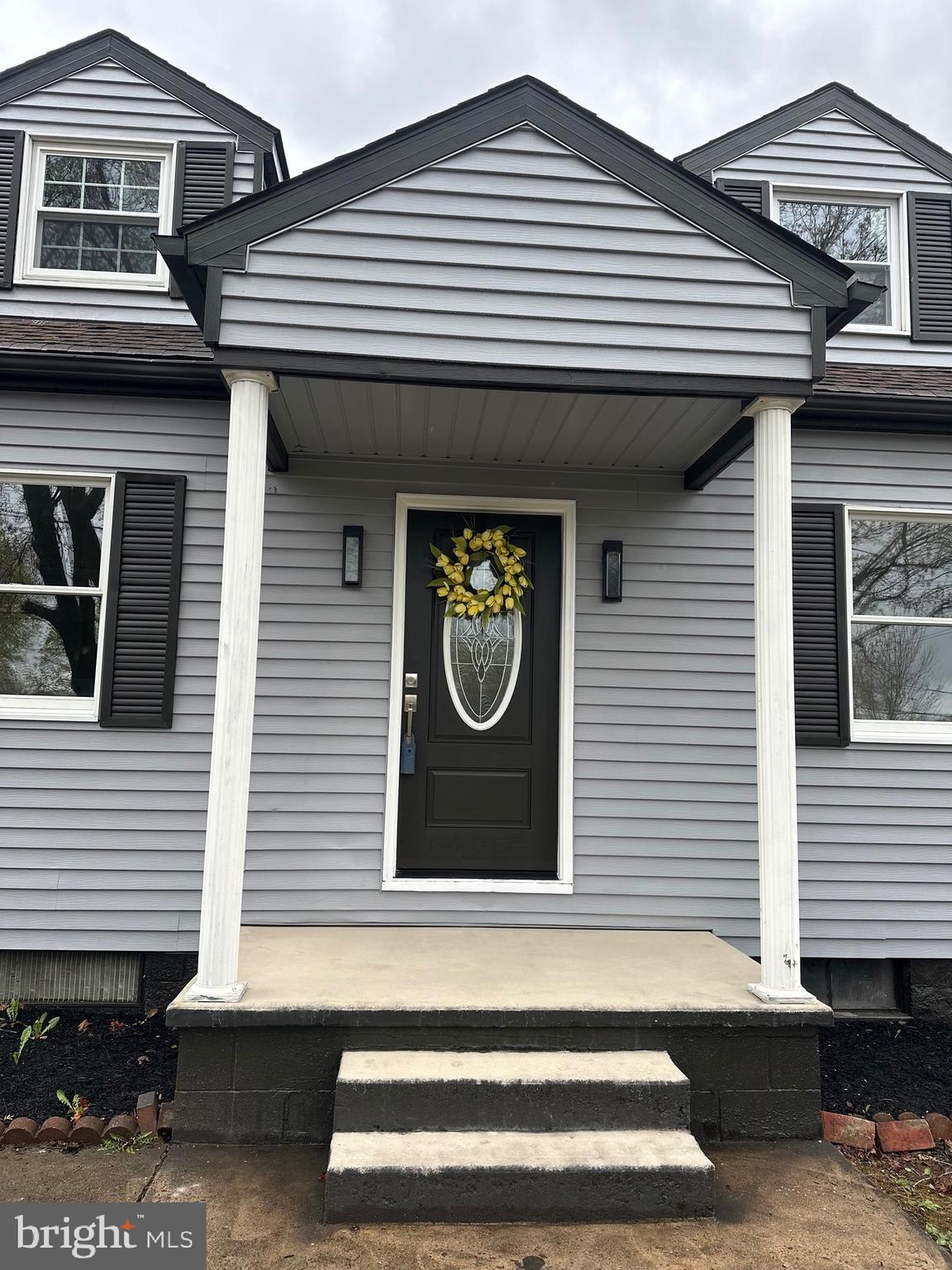 1860 Spring Road Carlisle, PA 17013 - Photo 4 of 42 Close up of front door