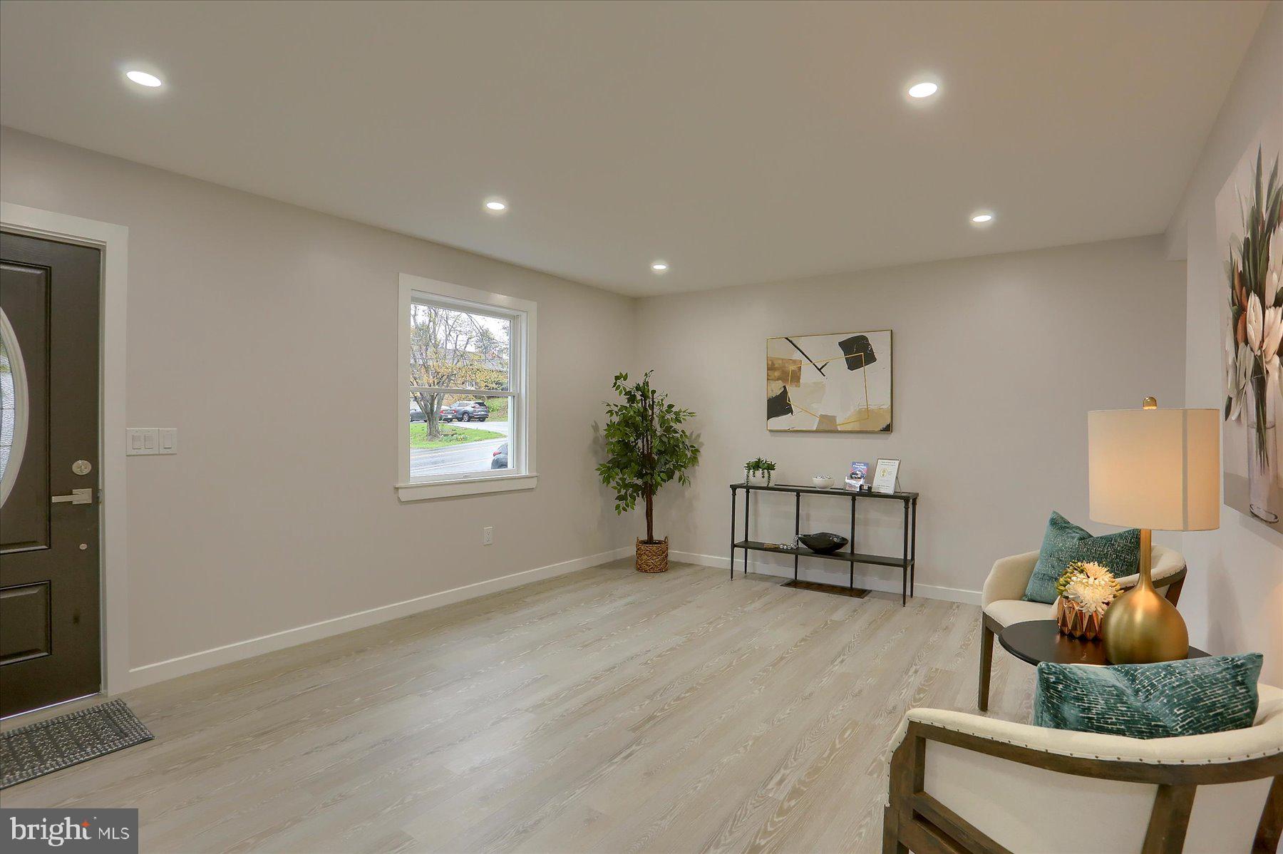 1860 Spring Road Carlisle, PA 17013 - Photo 10 of 42 Gallery Image 10