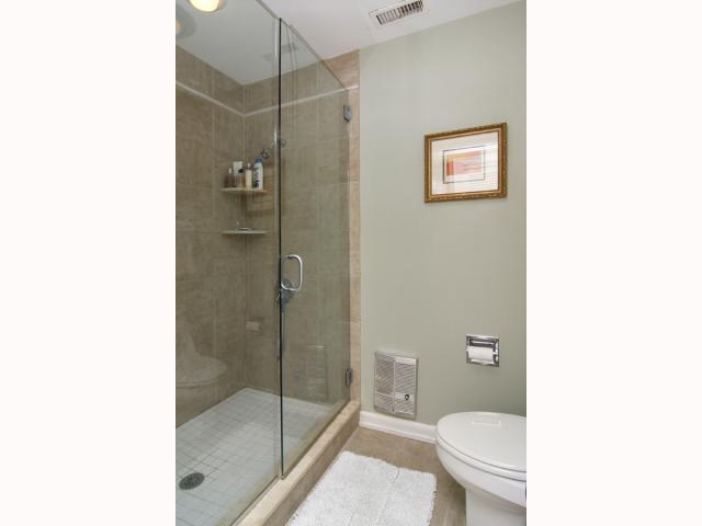 76 Ashbourne Road Columbus, OH 43209 - Photo 13 of 18