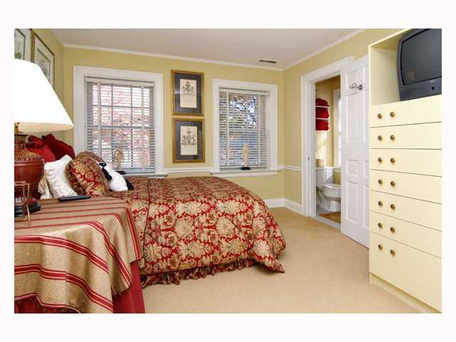 76 Ashbourne Road Columbus, OH 43209 - Photo 15 of 18