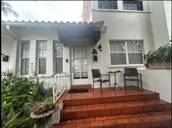 $364,999 | 1605 Michigan Avenue, Unit 929, Miami Beach, FL 33139