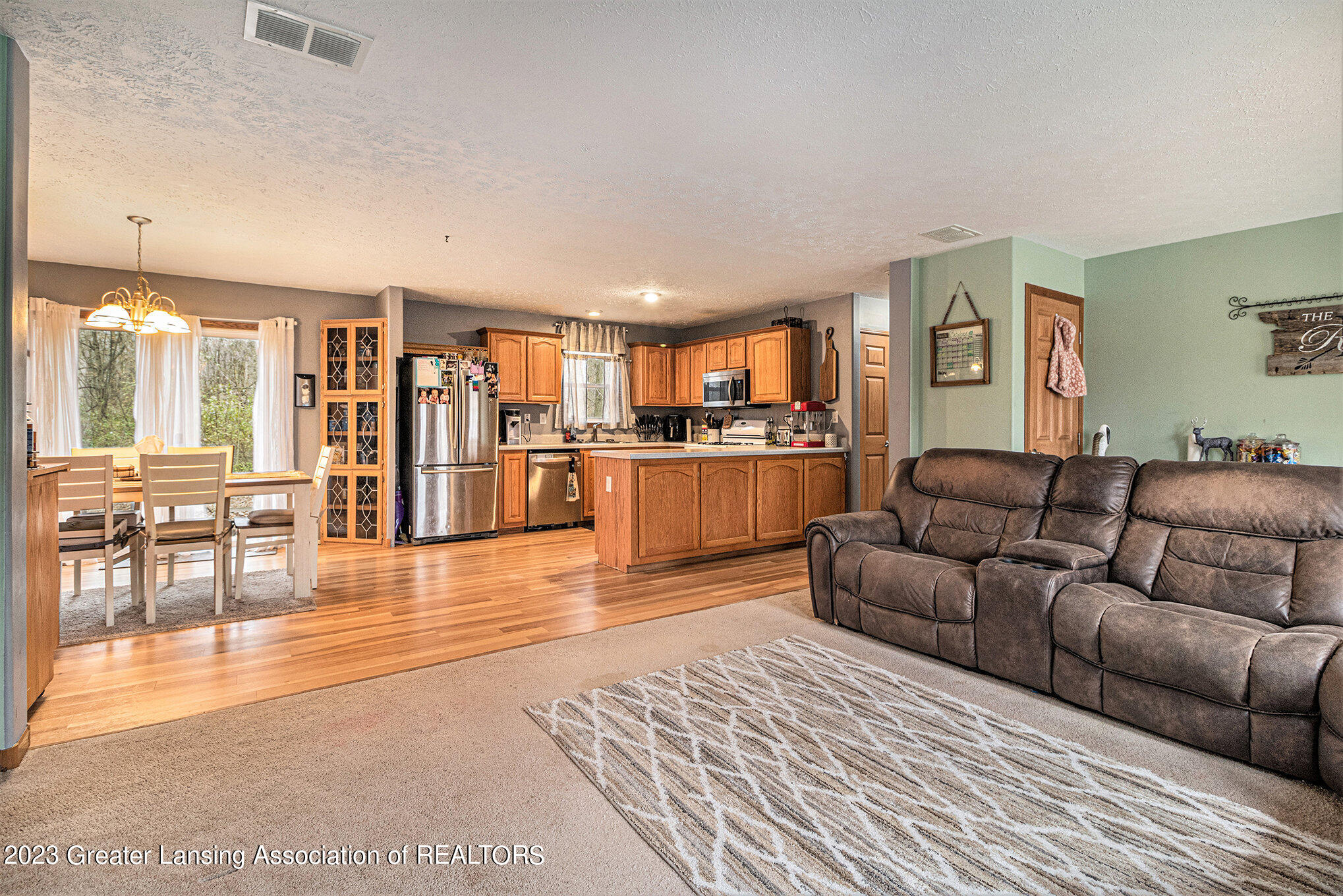 13249 Rockwell Road Stockbridge, MI 49285 - Photo 6 of 30 007_img_5303