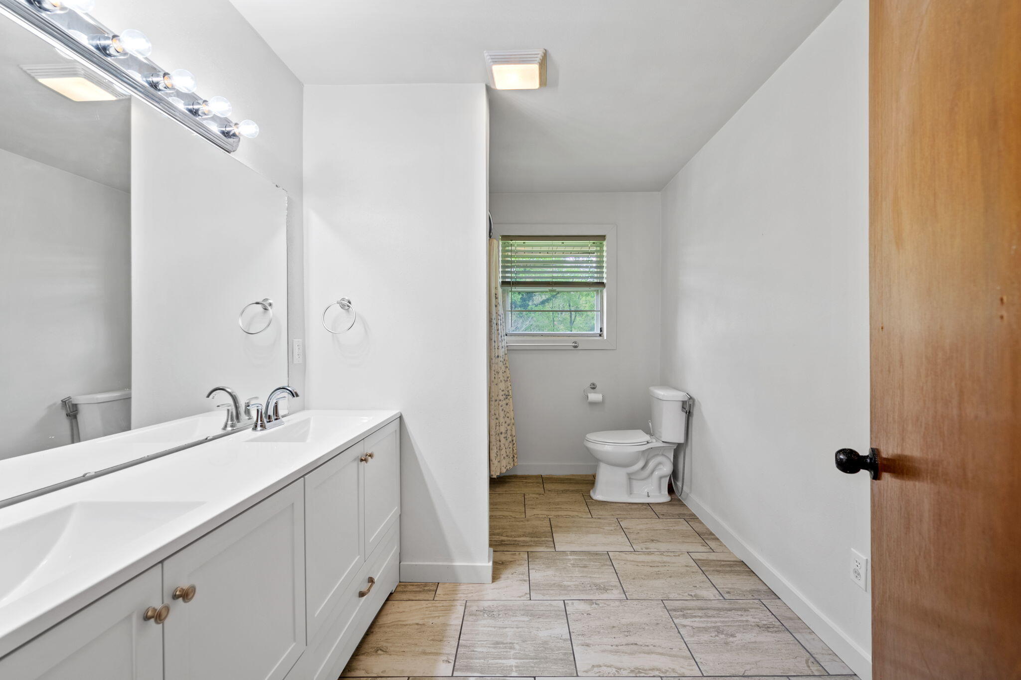 135 North Jenkins Road Rossville, GA 30741 - Photo 6 of 20 6-web-or-mls-DSC_5491