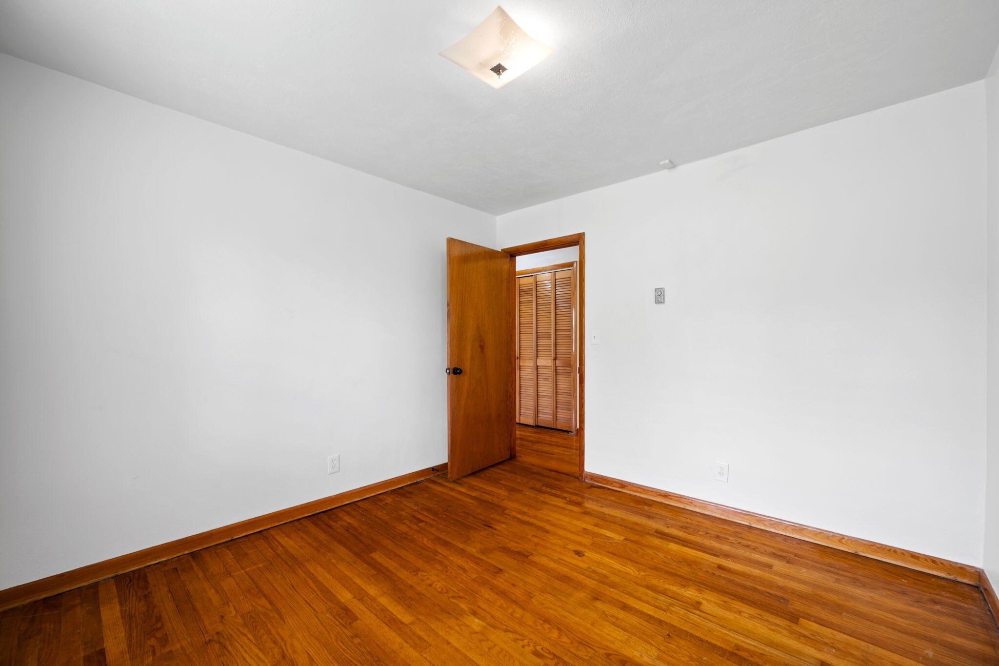 135 North Jenkins Road Rossville, GA 30741 - Photo 8 of 20 8-web-or-mls-DSC_5497