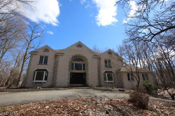 $5,500 | 306 Pleasant Valley Road, Morganville, NJ 07751