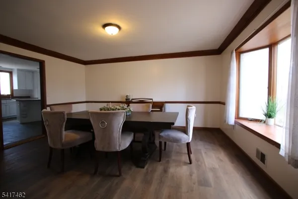 $5,500 | 306 Pleasant Valley Road, Morganville, NJ 07751