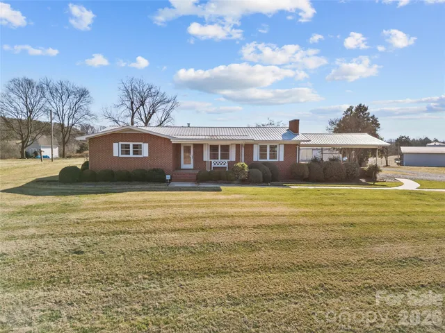 $425,000 | 28100 Highway 24, Albemarle, NC 28001