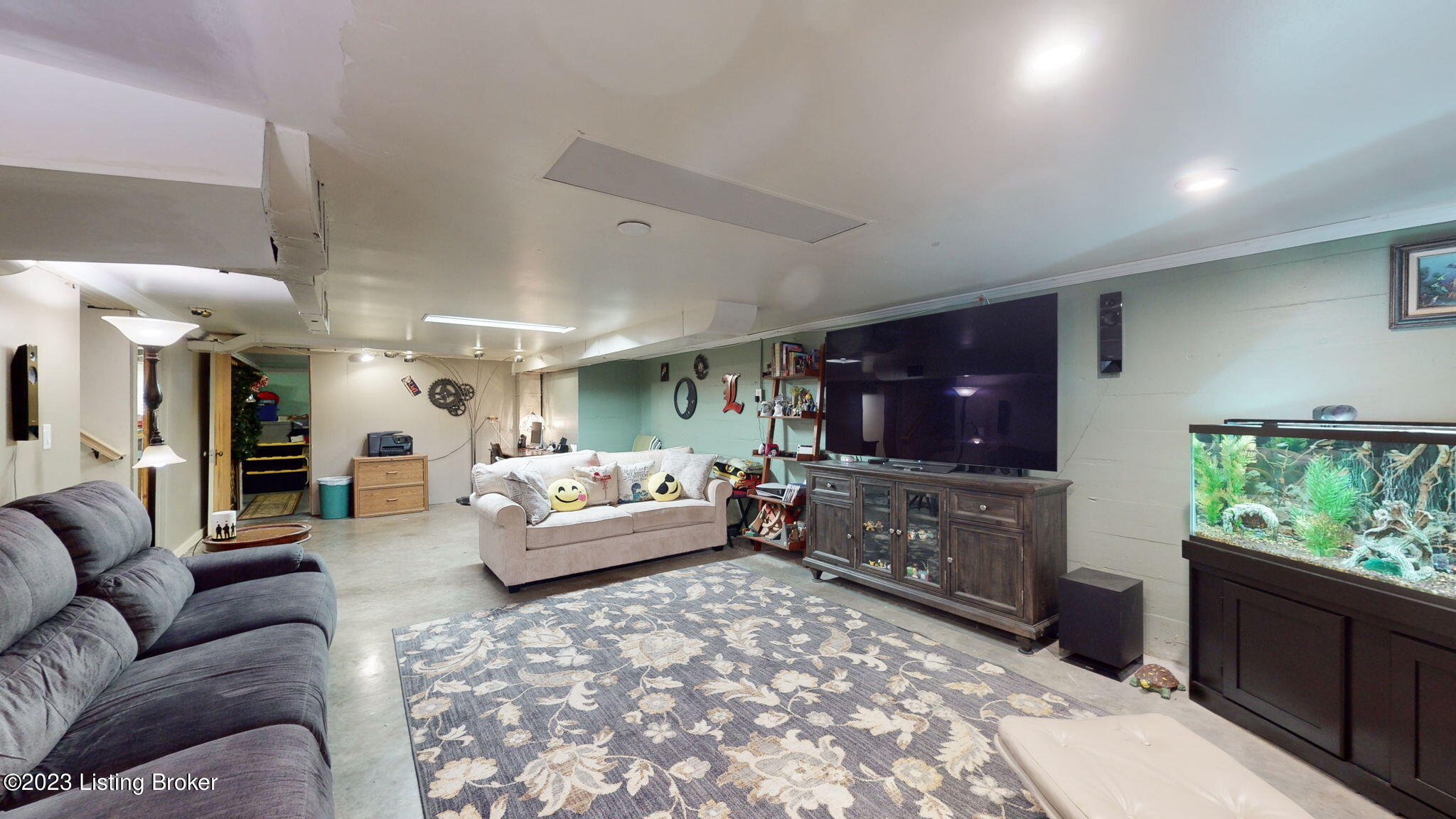 5199 Maryman Road Louisville, KY 40258 - Photo 21 of 46 BASEMENT FAMILY ROOM