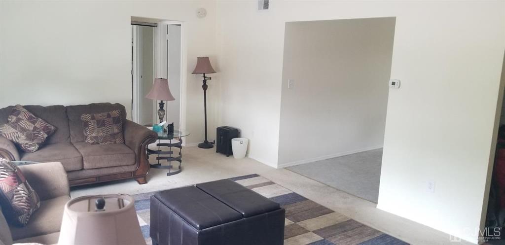 160 Evergreen Road, Unit 1B Edison, NJ 08837 - Photo 2 of 21 Gallery Image 2