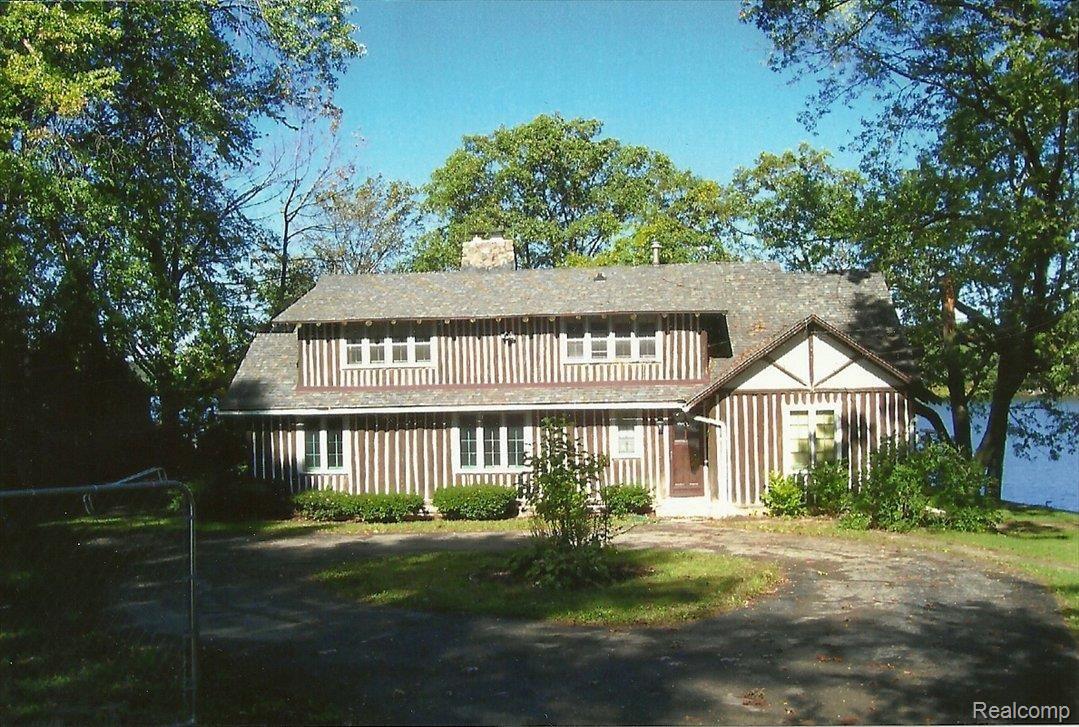 130 Annandale Road Leonard, MI 48367 - Photo 1 of 5 scan0001