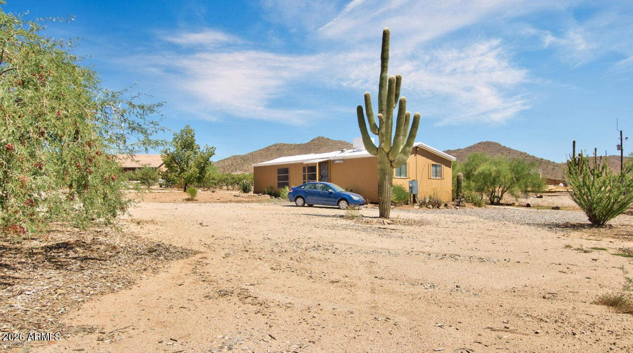 39805 North New River Road Phoenix, AZ 85086 - Photo 1 of 25 IMG_0868