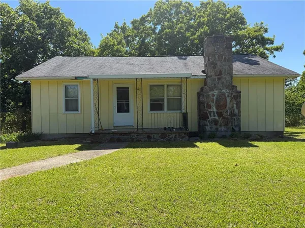 $550,000 | 33486 7th Highway, Edwards, MO 65326