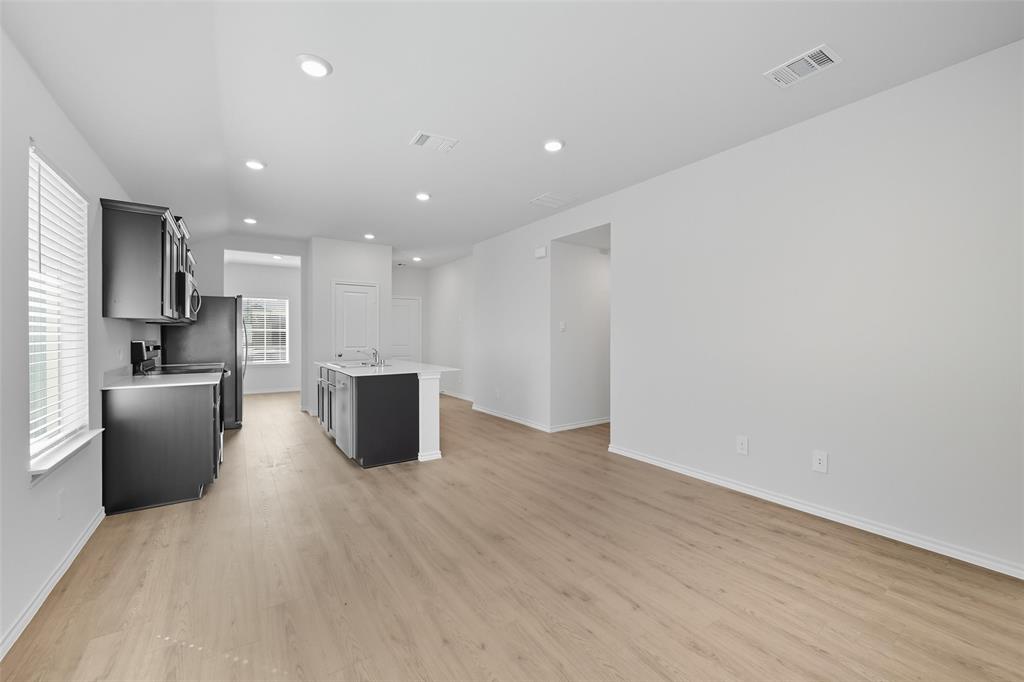 3427 Rendezvous Way Sherman, TX 75090 - Photo 5 of 20