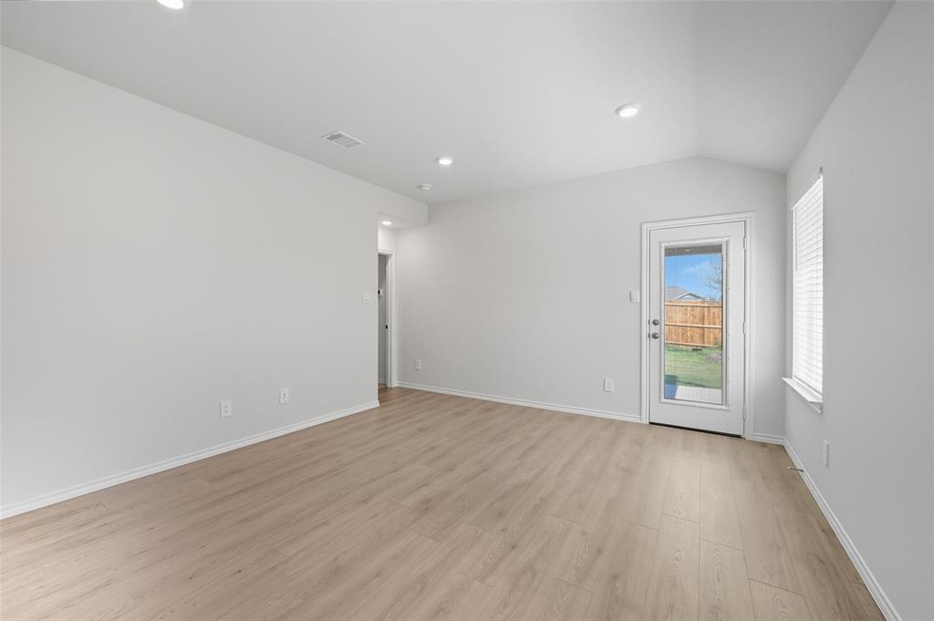 3427 Rendezvous Way Sherman, TX 75090 - Photo 8 of 20