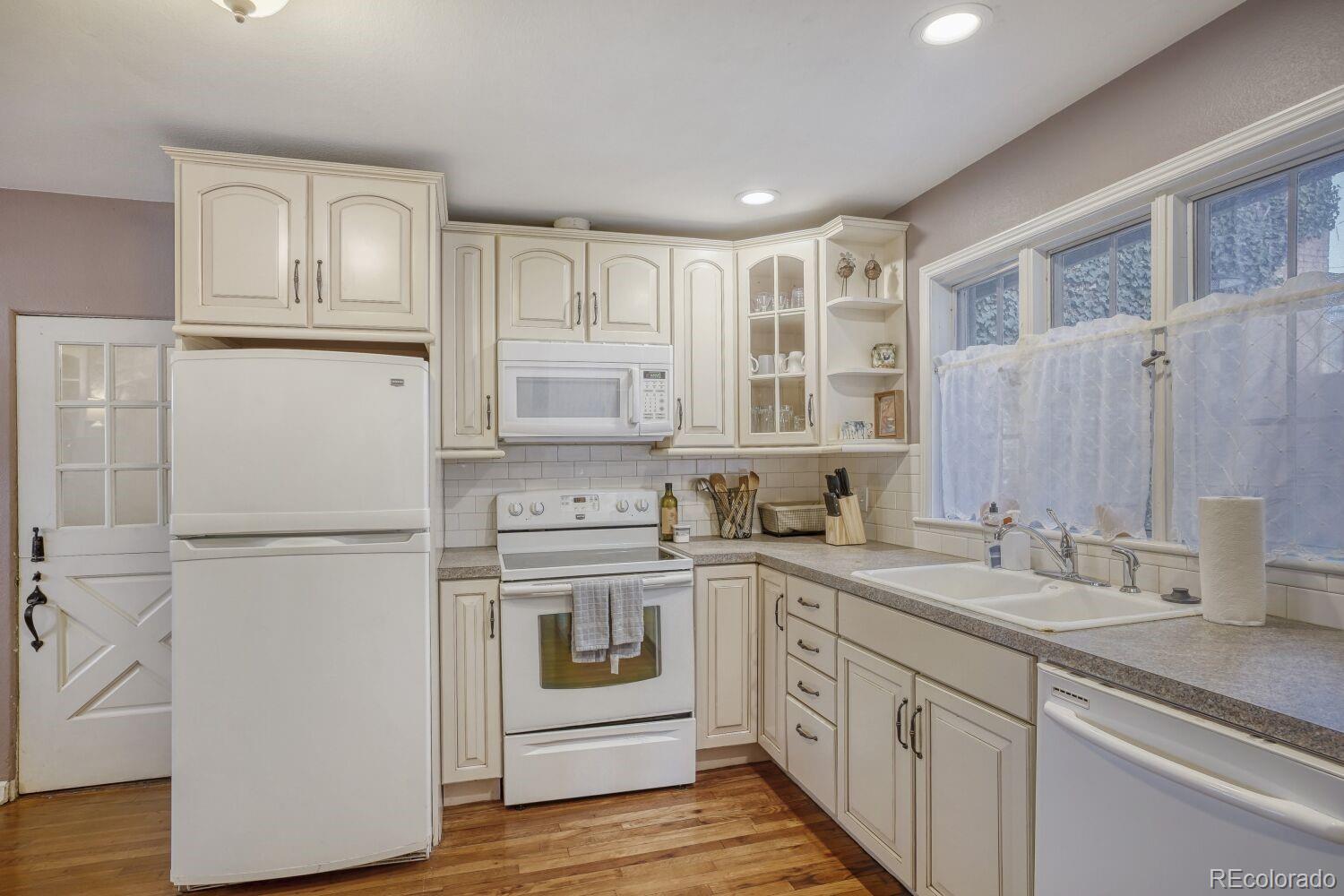 422 21st Street Denver, CO 80205 - Photo 16 of 28