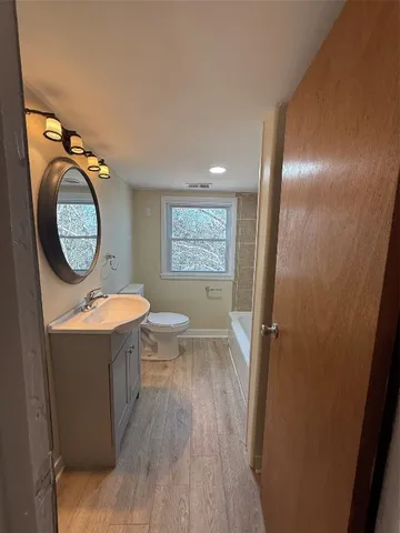 $2,600 | 712 Pickwick Drive, Vestal, NY 13850