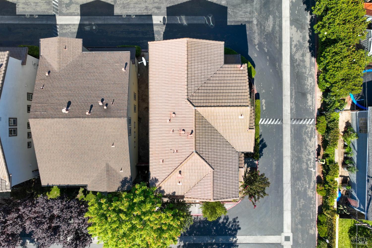1669 Rutledge Lane Fairfield, CA 94533 - Photo 5 of 49 Overhead viewing showing the property is detached