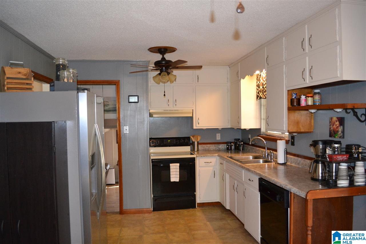 5408 Valleyview Trail Adamsville, AL 35005 - Photo 2 of 29
