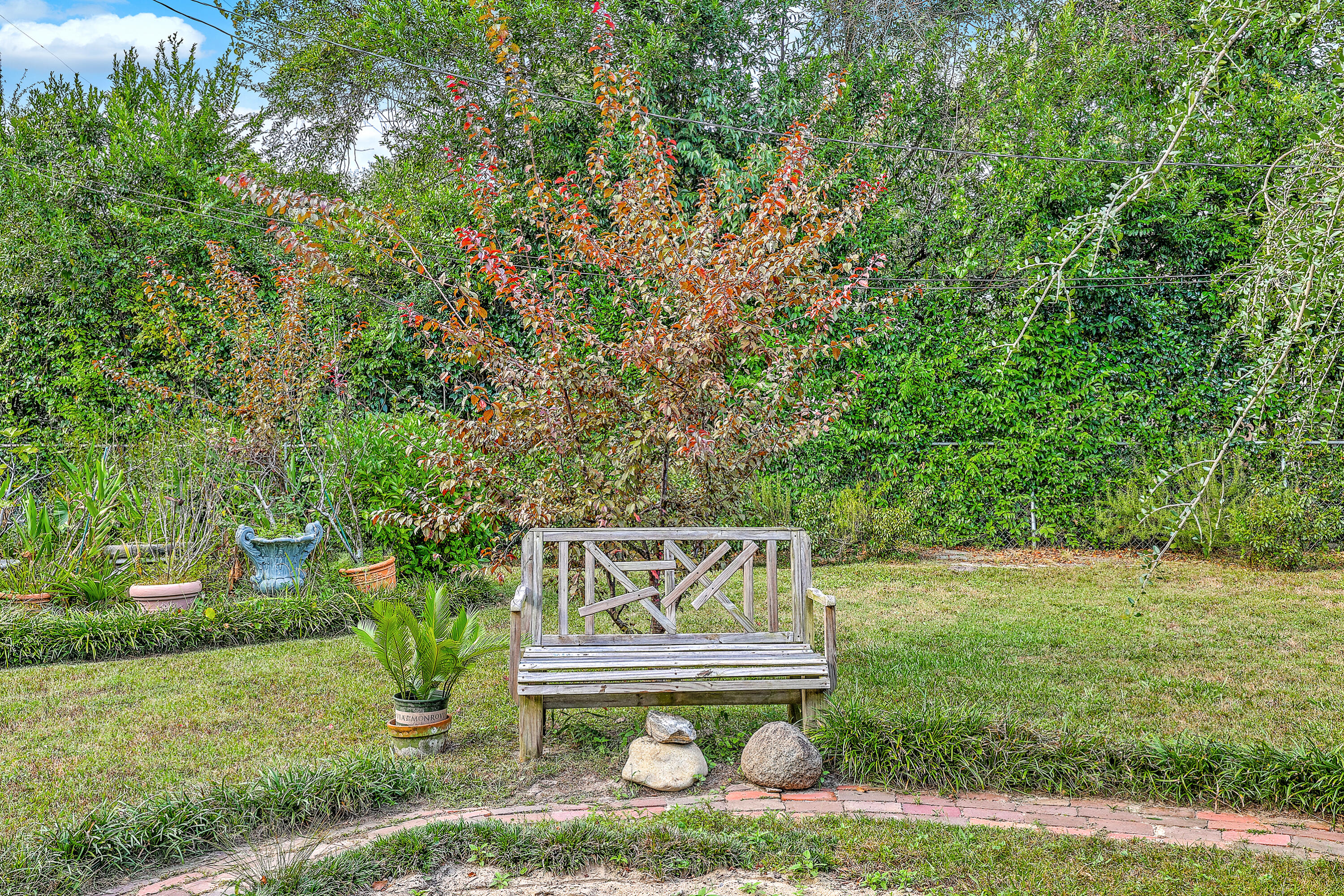 4745 Churchill Road North Charleston, SC 29405 - Photo 20 of 23 Courtyard