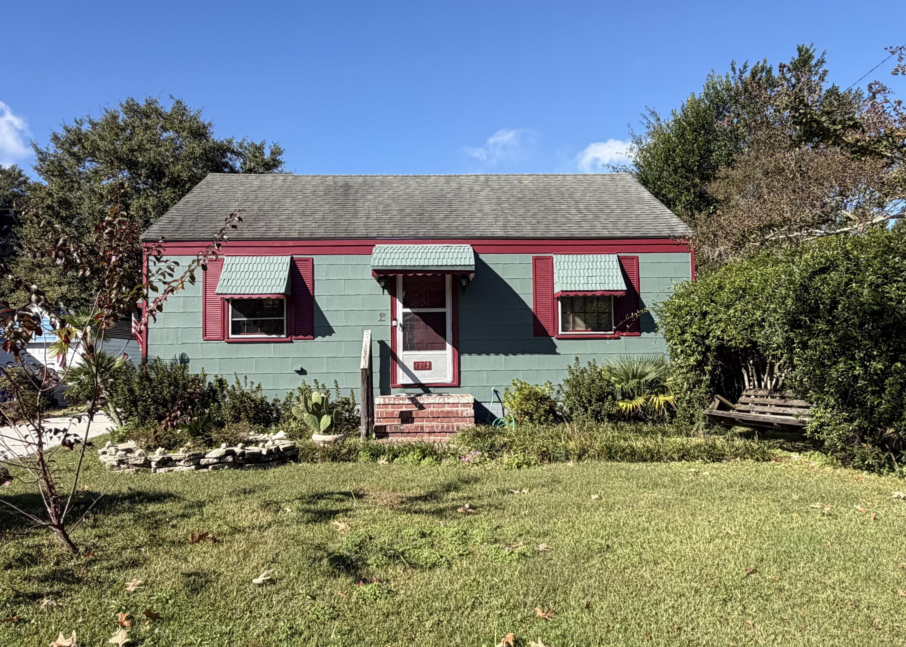 4745 Churchill Road North Charleston, SC 29405 - Photo 2 of 23 Home Sweet Home!