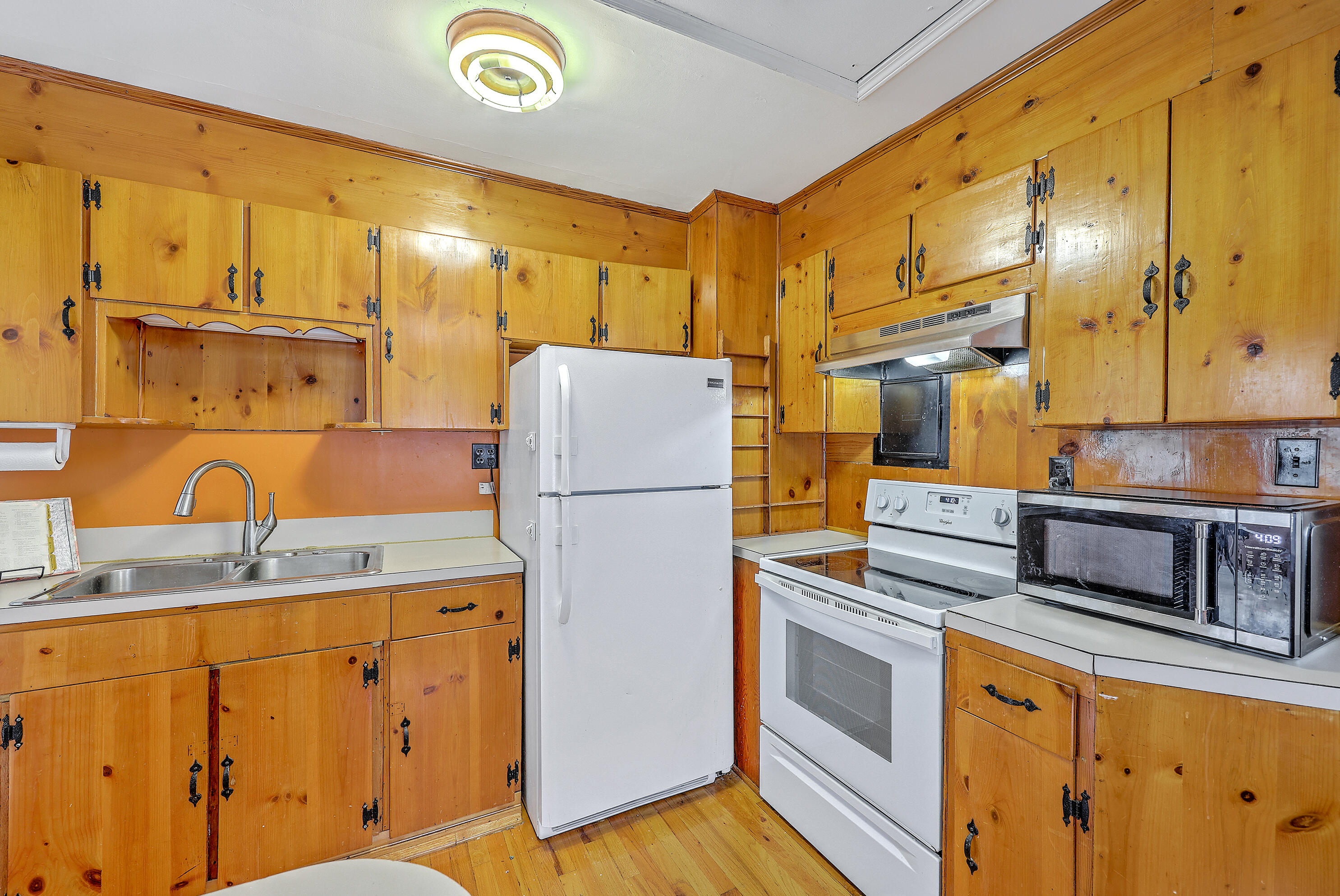 4745 Churchill Road North Charleston, SC 29405 - Photo 8 of 23 Lots of Cabinets