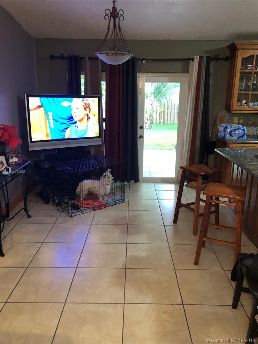 5673 Southwest 149th Avenue Miami, FL 33193 - Photo 13 of 34