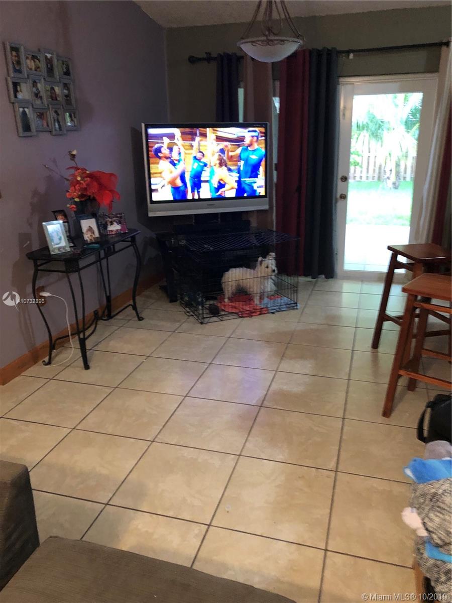 5673 Southwest 149th Avenue Miami, FL 33193 - Photo 14 of 34