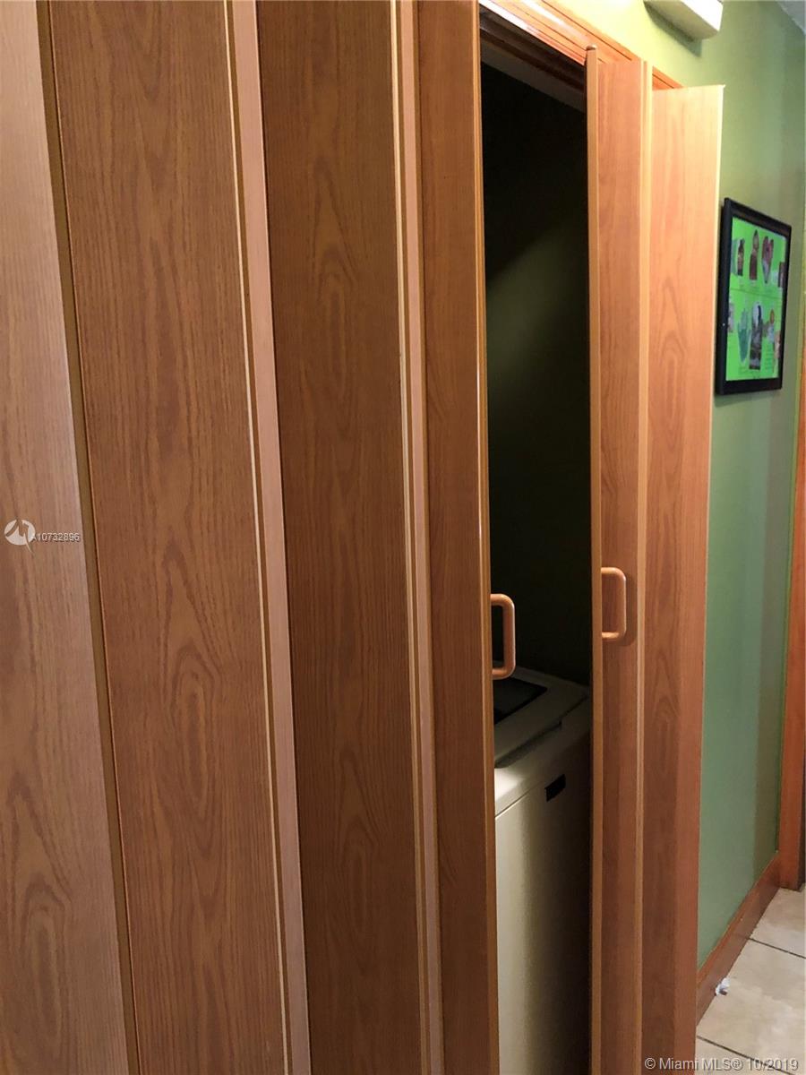 5673 Southwest 149th Avenue Miami, FL 33193 - Photo 24 of 34