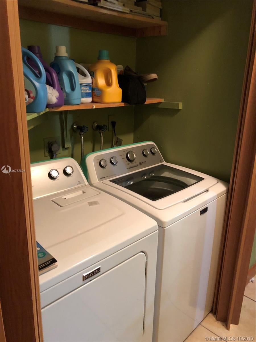 5673 Southwest 149th Avenue Miami, FL 33193 - Photo 25 of 34