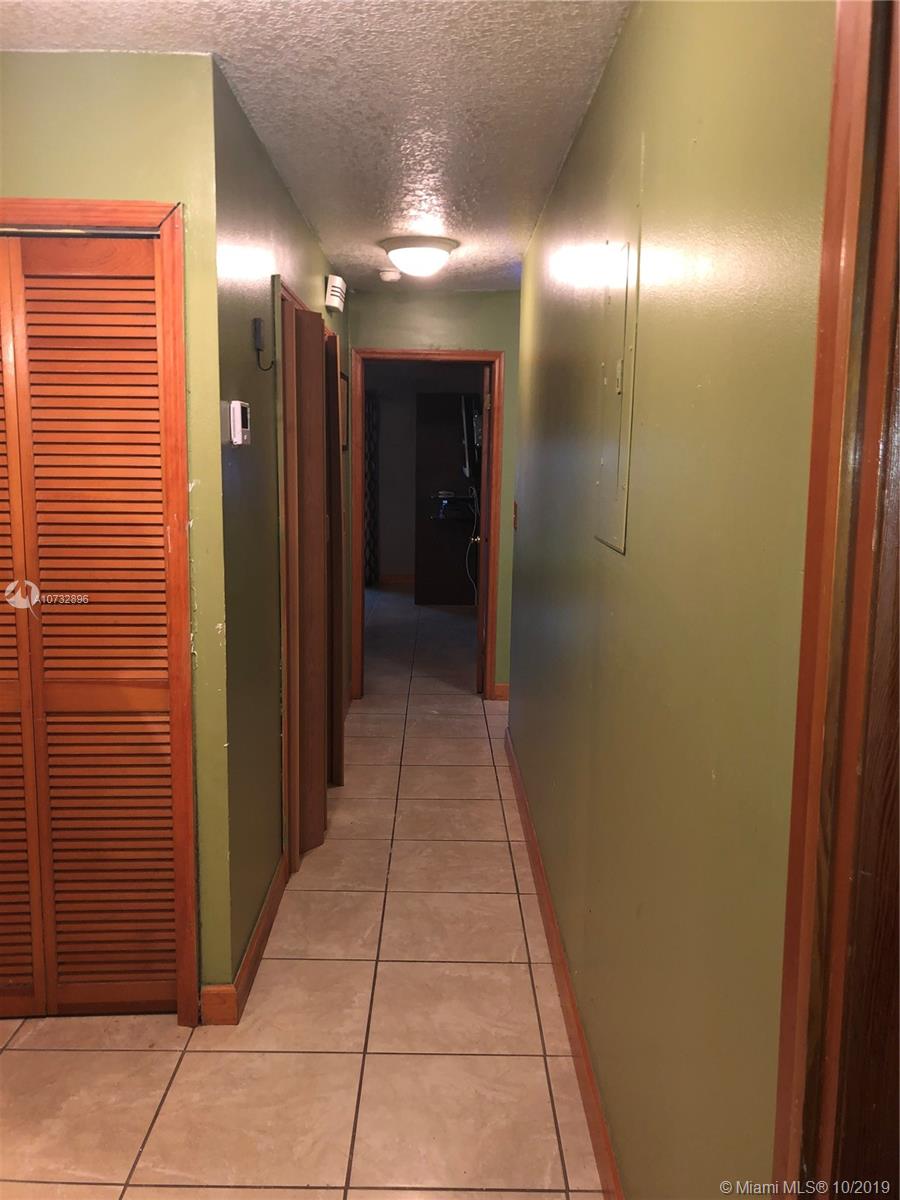 5673 Southwest 149th Avenue Miami, FL 33193 - Photo 26 of 34