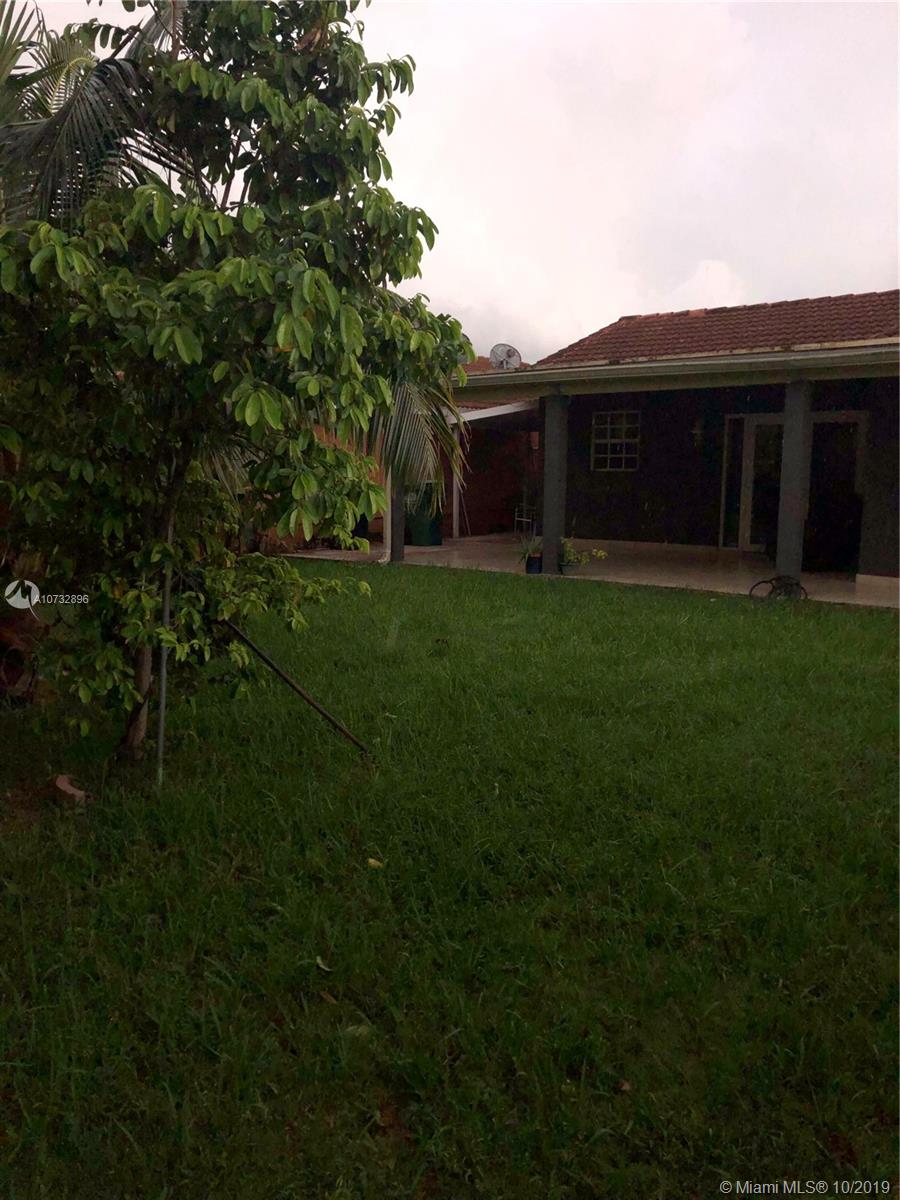 5673 Southwest 149th Avenue Miami, FL 33193 - Photo 31 of 34