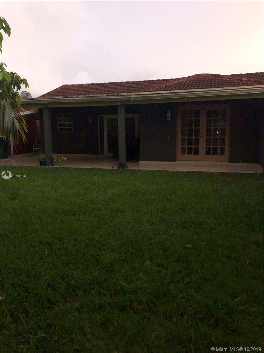 5673 Southwest 149th Avenue Miami, FL 33193 - Photo 32 of 34