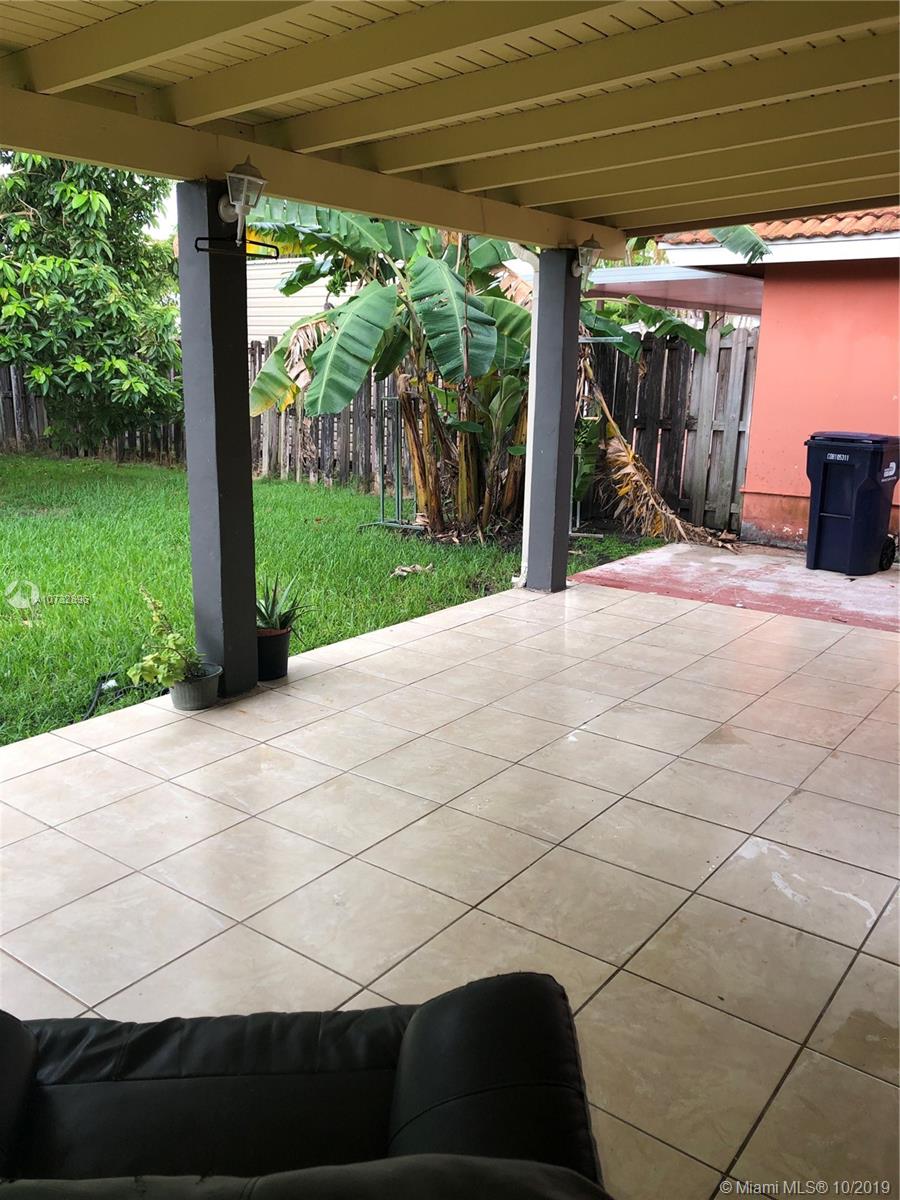 5673 Southwest 149th Avenue Miami, FL 33193 - Photo 33 of 34