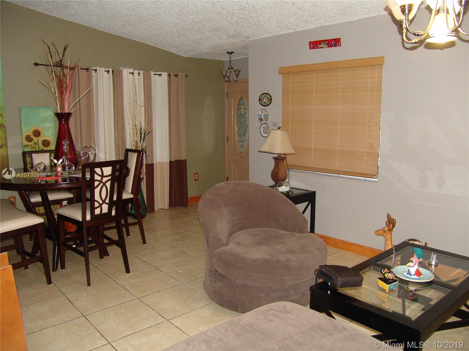 5673 Southwest 149th Avenue Miami, FL 33193 - Photo 7 of 34