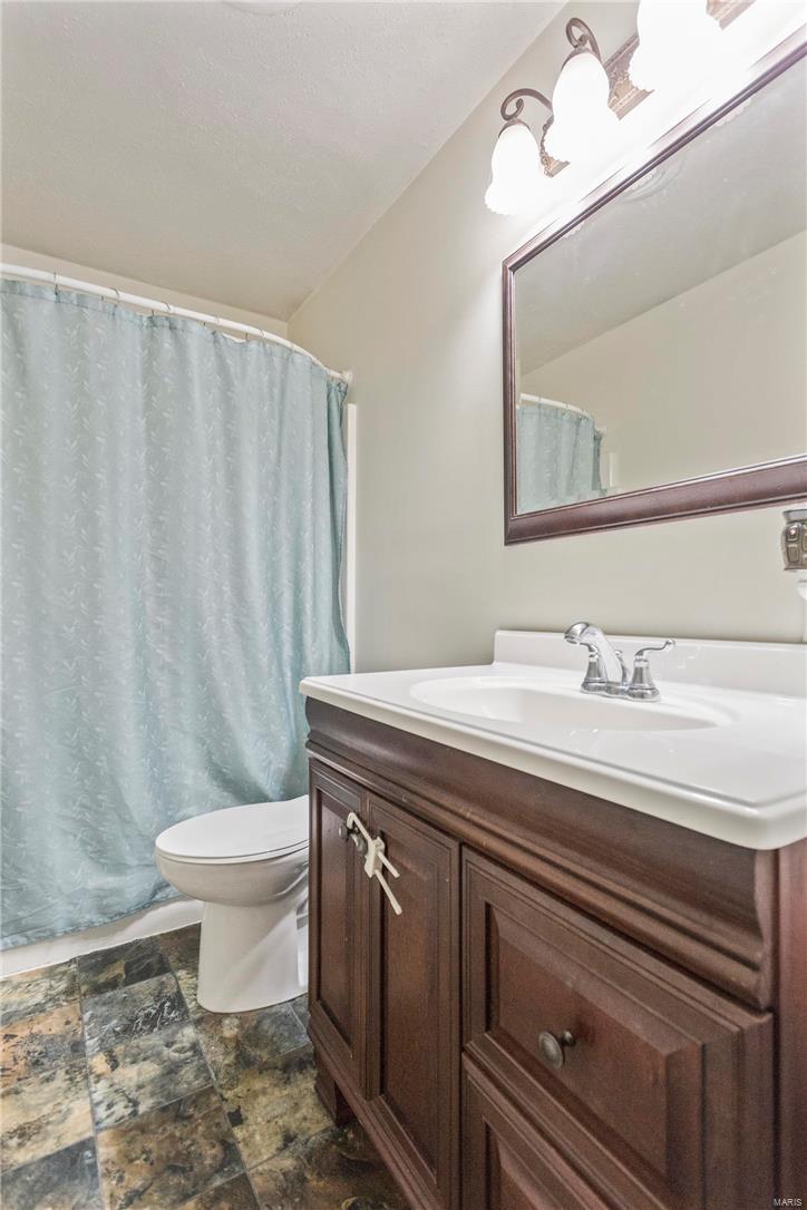 1339 Culpepper Ridge Drive Ballwin, MO 63021 - Photo 14 of 27 Gallery Image 14