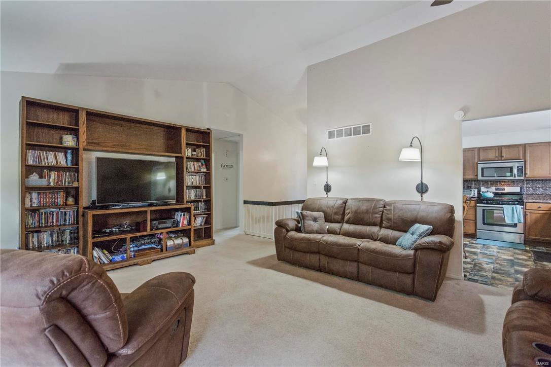 1339 Culpepper Ridge Drive Ballwin, MO 63021 - Photo 3 of 27 Gallery Image 3