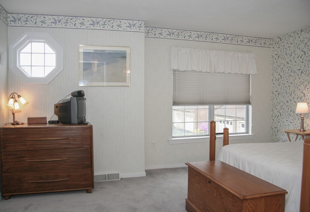 516 Ridgefield Circle, Unit A Clinton, MA 01510 - Photo 22 of 25 Gallery Image 22