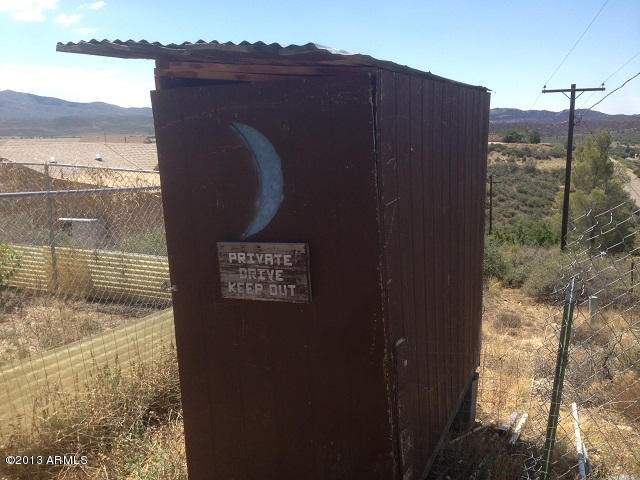18200 Peeples Valley Road Peeples Valley, AZ 86332 - Photo 27 of 28 023-488566-shed1