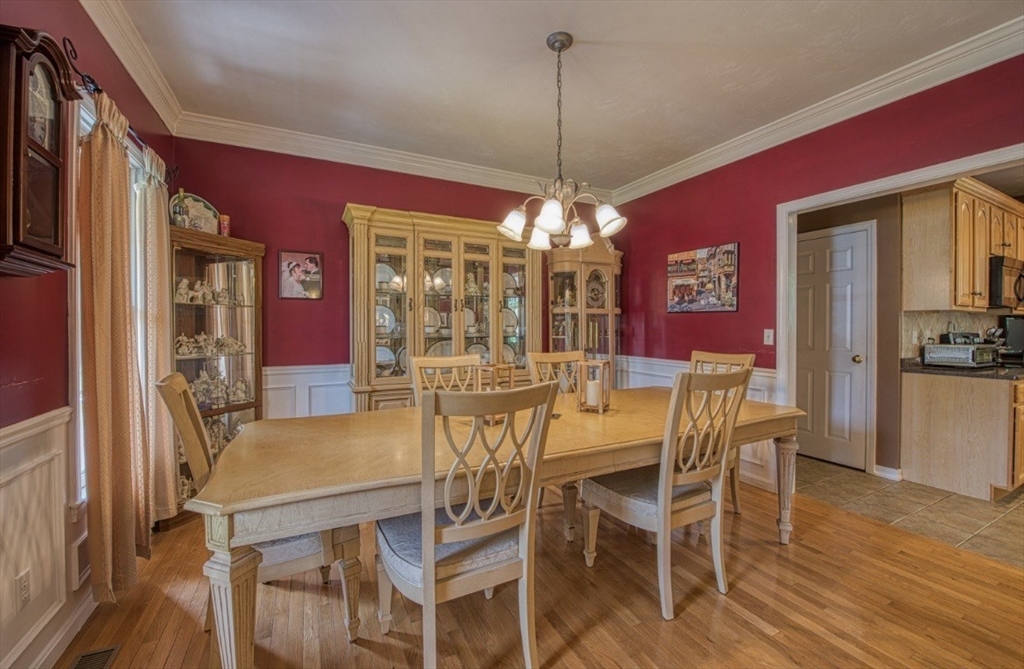 6 Mohawk Road Raynham, MA 02767 - Photo 9 of 41