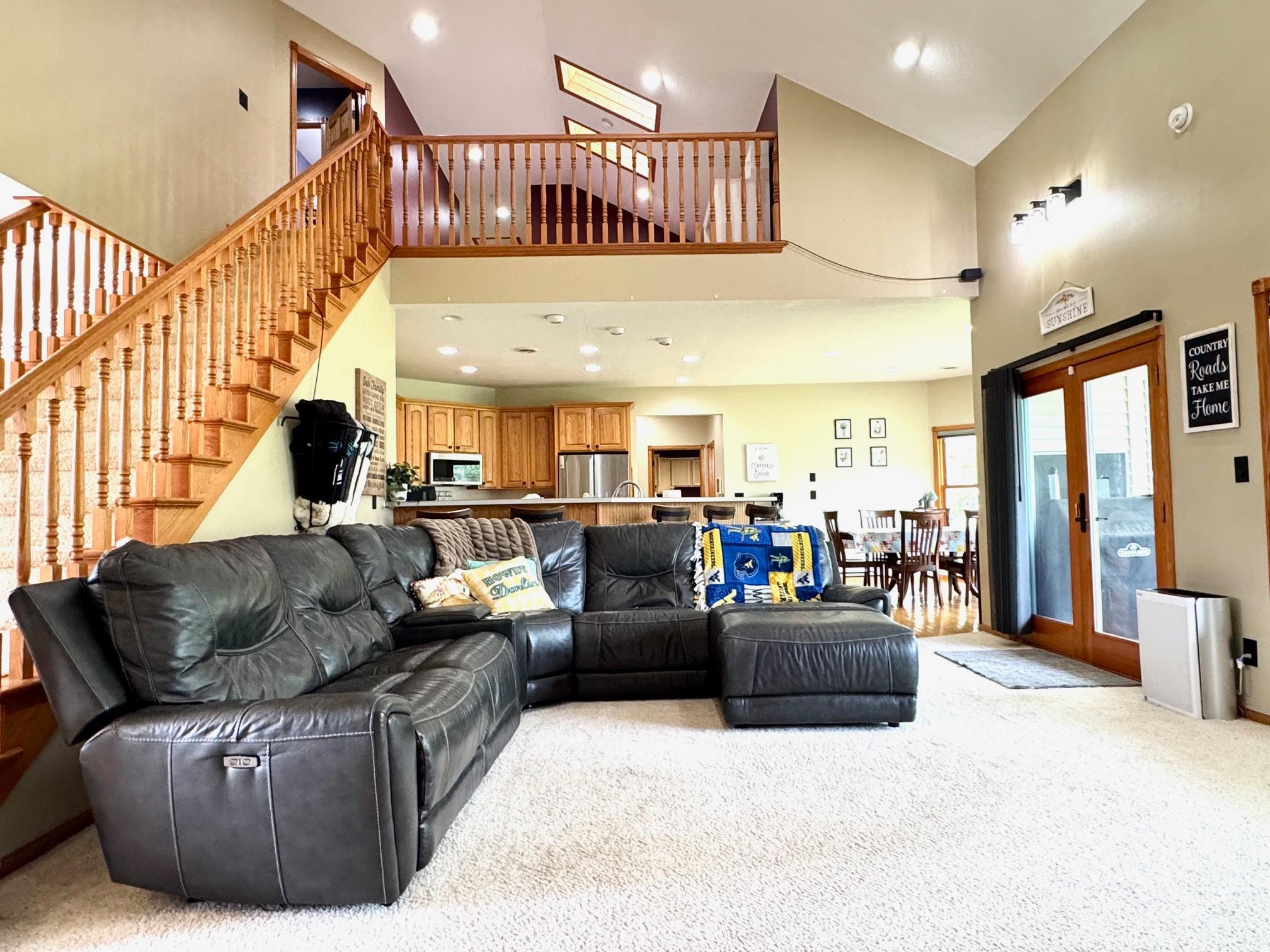 901 6th Street Southwest Roseau, MN 56751 - Photo 6 of 31