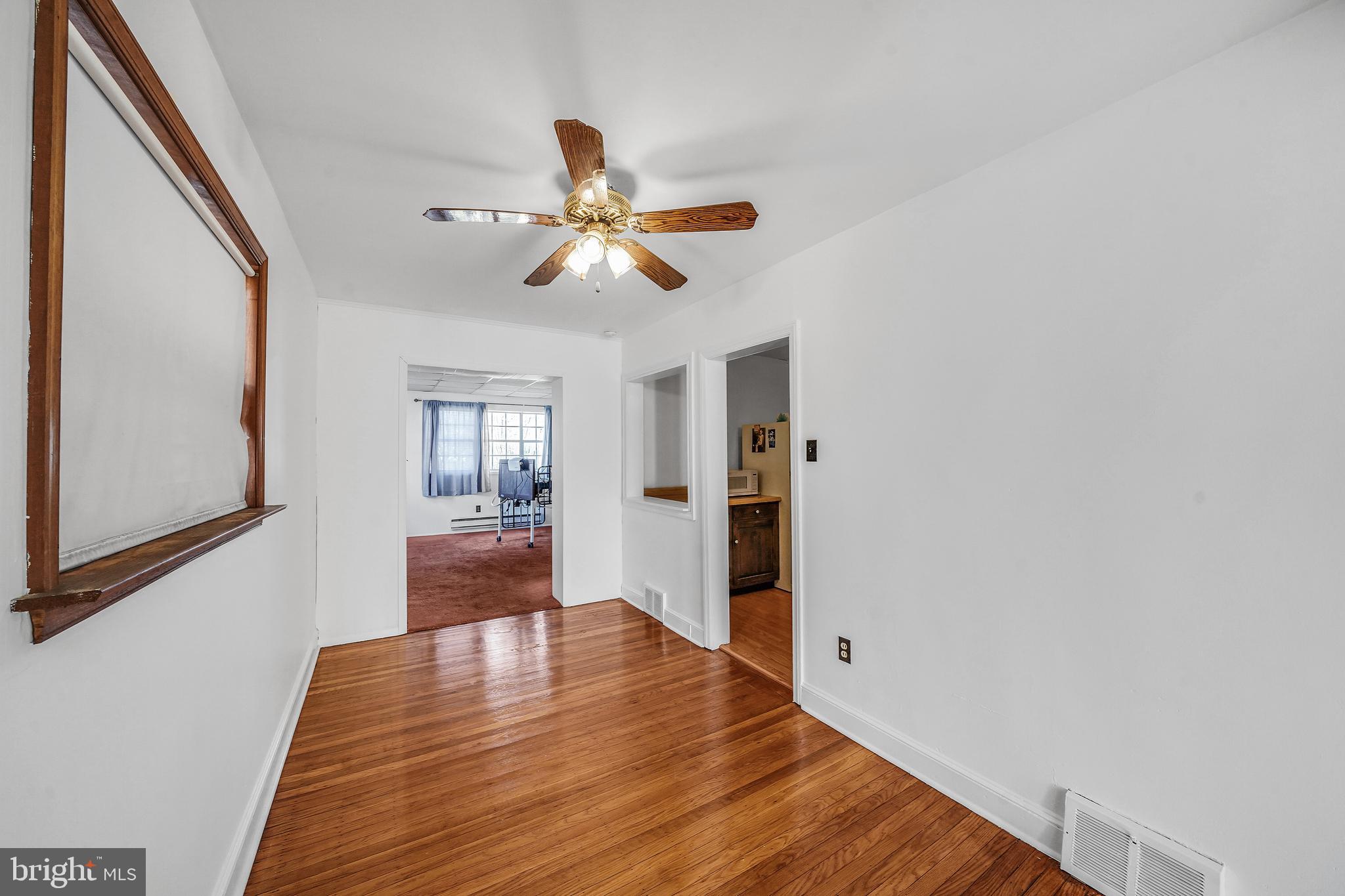 127 West Garrison Road Brookhaven, PA 19015 - Photo 4 of 14 Gallery Image 4
