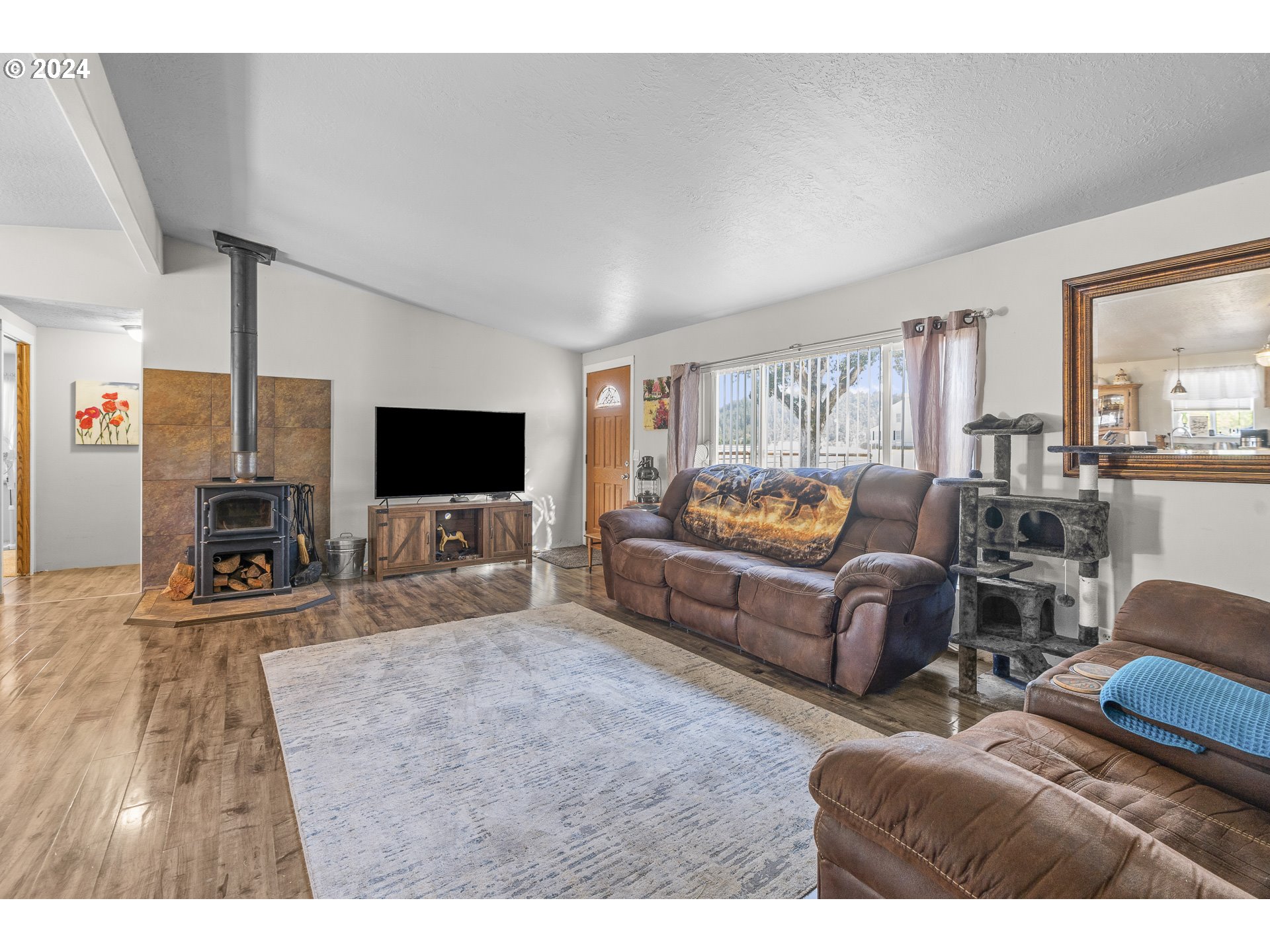82402 Butte Road Creswell, OR 97426 - Photo 8 of 48 Gallery Image 8
