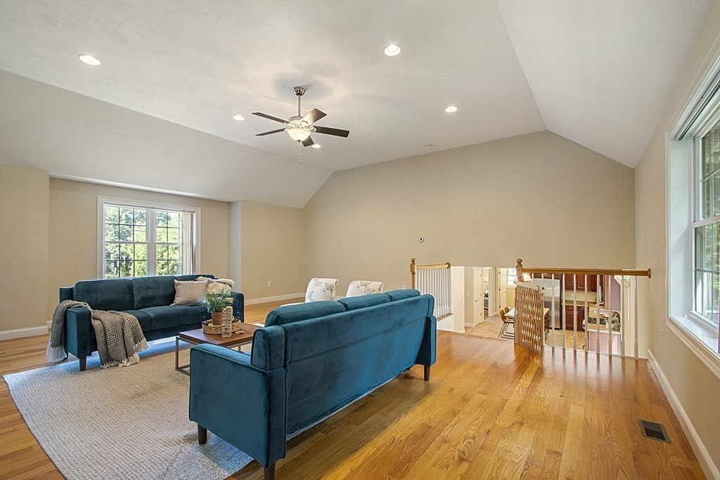 8 Rangeway Road Billerica, MA 01862 - Photo 13 of 34