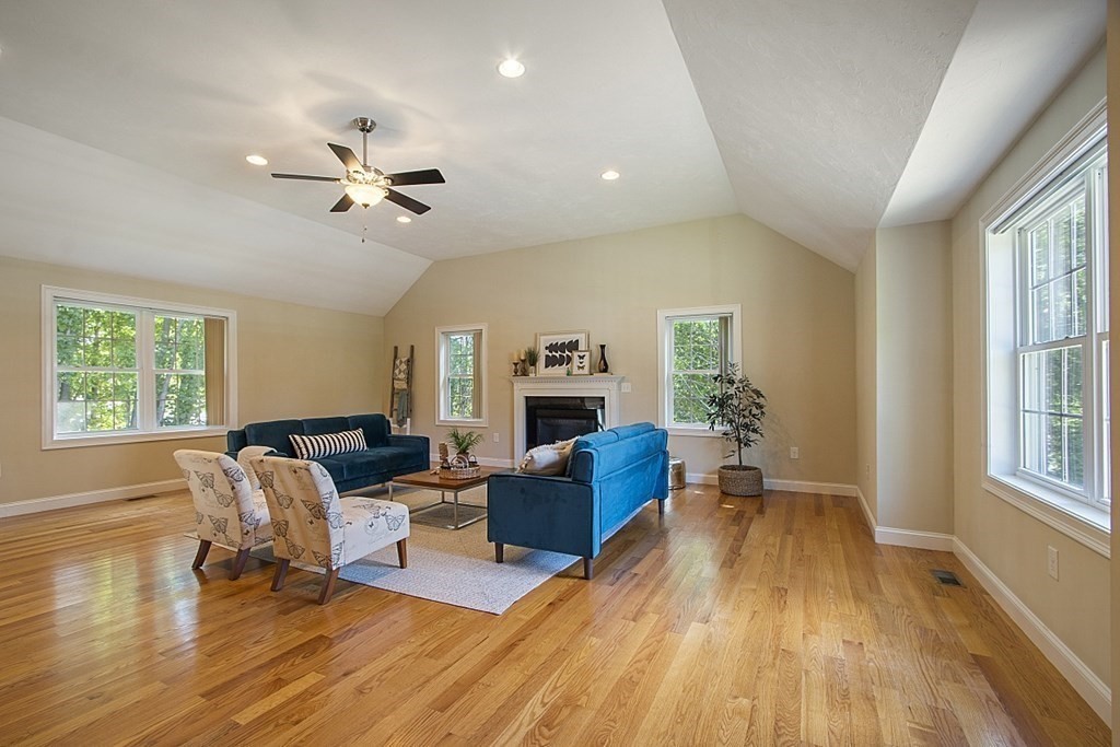8 Rangeway Road Billerica, MA 01862 - Photo 14 of 34