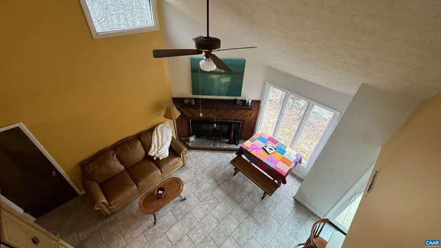 $249,000 | 763 Laurelwood, Unit 763, Roseland, VA 22967