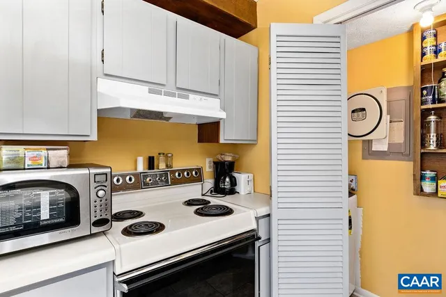 $249,000 | 763 Laurelwood, Unit 763, Roseland, VA 22967