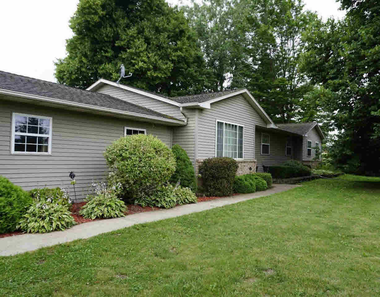 12185 Seymour Road Gaines, MI 48436 - Photo 1 of 32 21320274.JPG