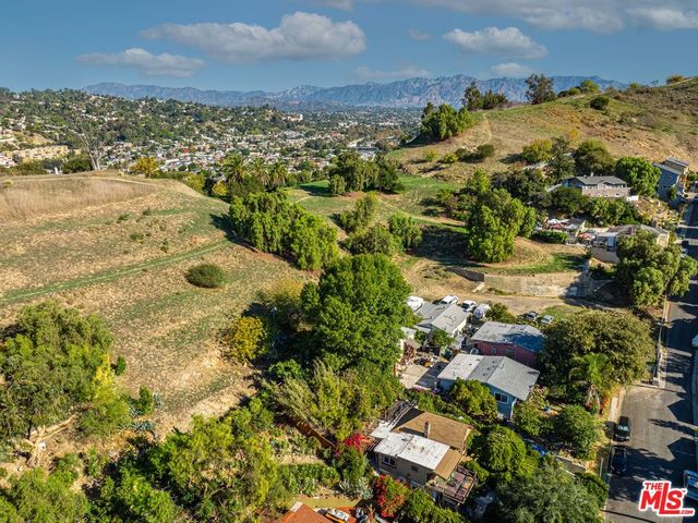 a picture of a bathroom with a sink