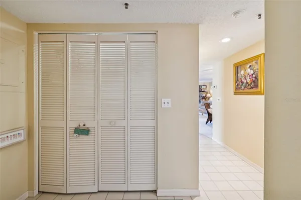 $254,900 | 6707 Stone River Road, Unit 101, Bradenton, FL 34203