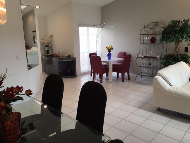 17275 Boca Club Boulevard, Unit 6 Boca Raton, FL 33487 - Photo 11 of 36 Living Area
